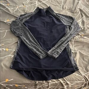 Champions Stylish Women's Long Sleeve Top in Gray and Navy